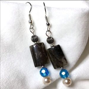 Handmade Earrings with Vintage and Modern Elements (E146-0H)